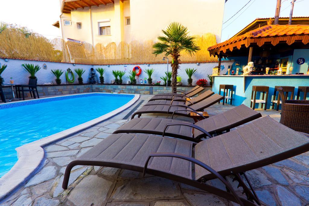 לימנאס Hotel Pavlidis מראה חיצוני תמונה