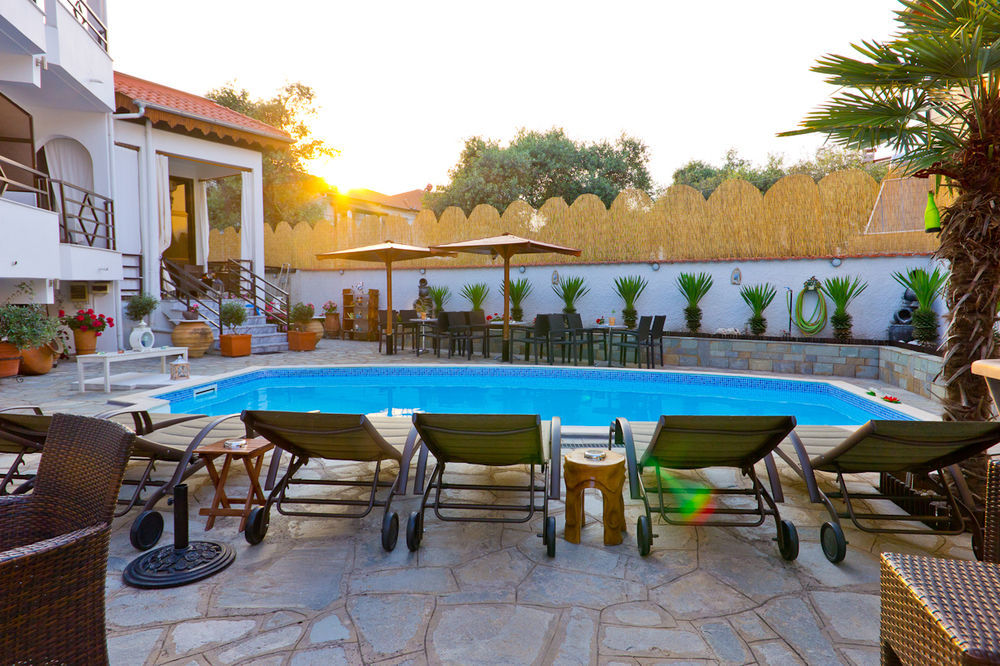 לימנאס Hotel Pavlidis מראה חיצוני תמונה