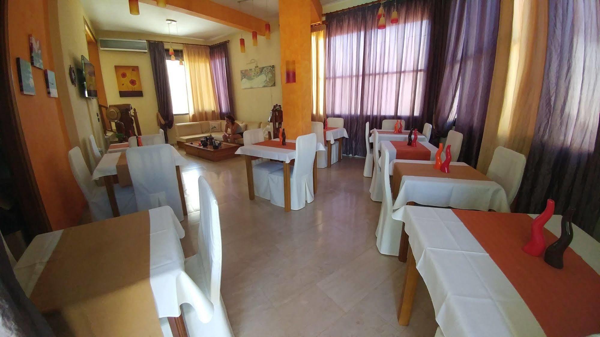 לימנאס Hotel Pavlidis מראה חיצוני תמונה
