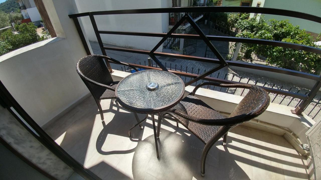 לימנאס Hotel Pavlidis מראה חיצוני תמונה